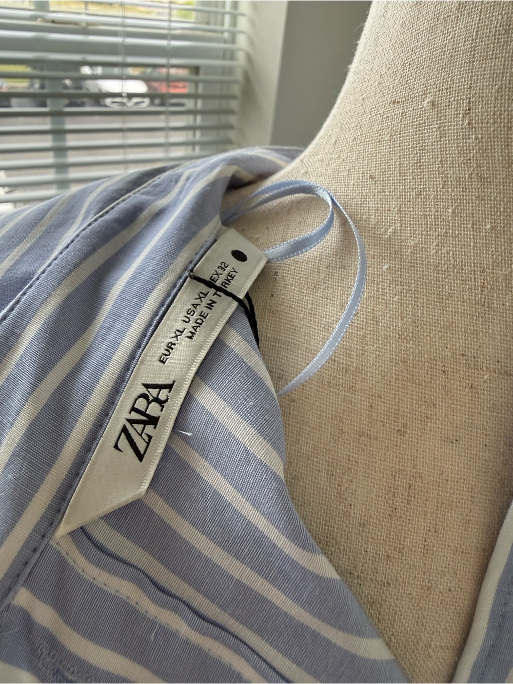 Zara Light Blue & White Vertical Stripe Button-Back Tunic/Dress - Picture 8 of 11